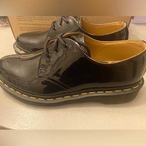 Dr. Martens patent leather Oxford woman’s shoes